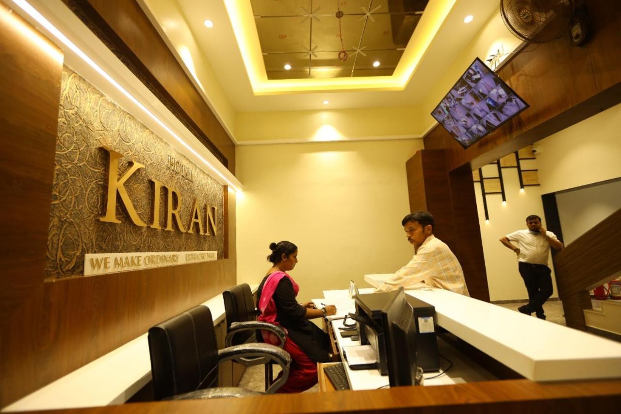 Hotel Kiran Miraj Zewnętrze zdjęcie